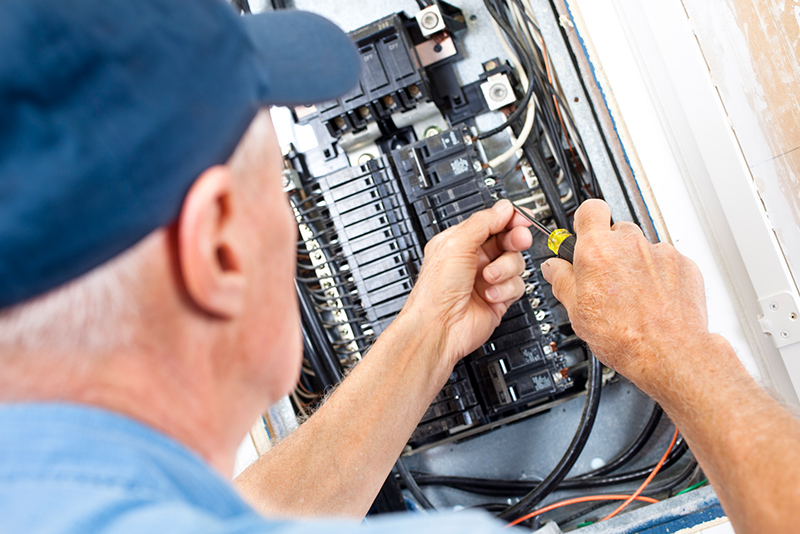 Electrical Breaker Panels | Pike Road, AL | Ward Electric - electrical-breaker-panel-image